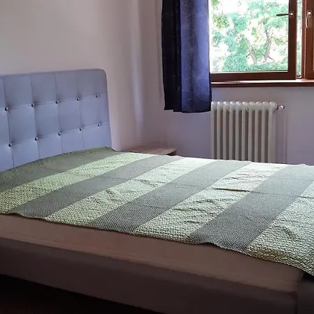 Lägenhet Apartament In A Muresanu